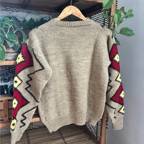 Handmade Pattern Sweater - Picture 2 of 4